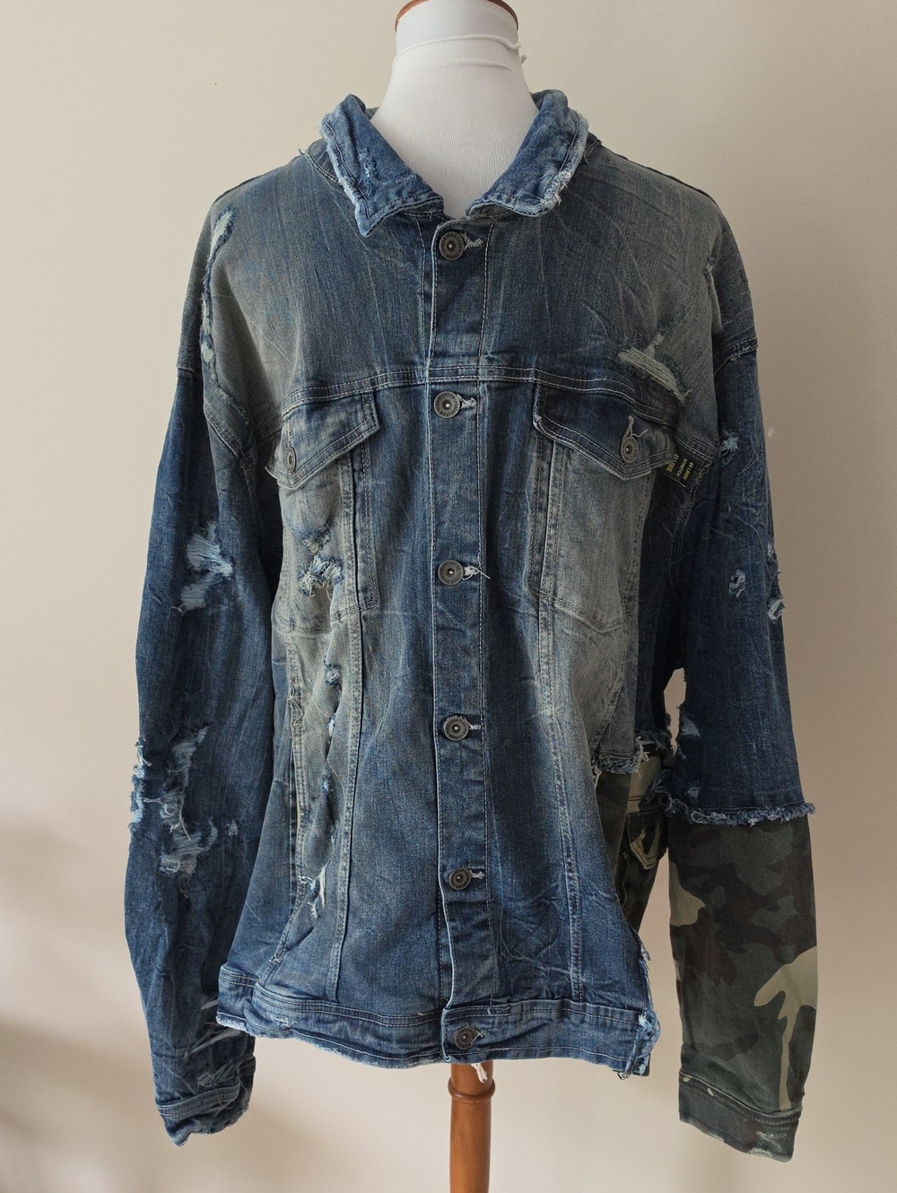 Jordan Craig Distressed Blue Denim Jacket with Camo Sleeve Brand New